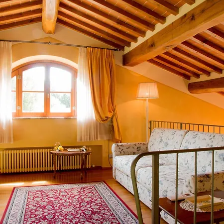 Borgo Ai Lecci Country house