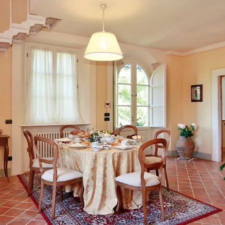 Borgo Ai Lecci Orentano